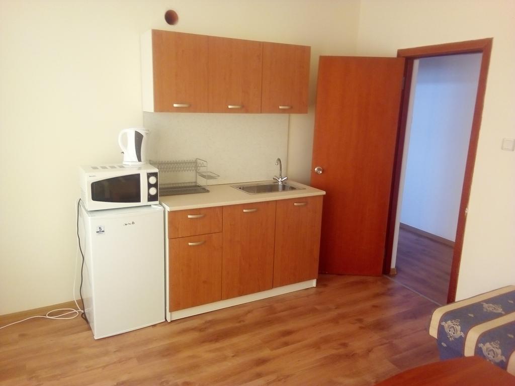 Hotel تشيرنوموريتس المظهر الخارجي الصورة